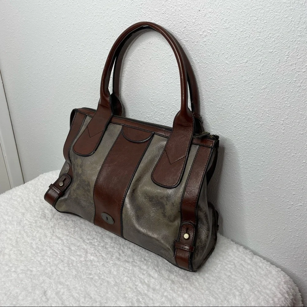Fossil Vintage Reissue Leather Satchel Purse - Key details
